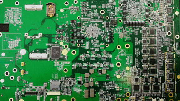 SMT貼片加工的設(shè)備有哪些，裸手操作有什么影響？-上海PCB抄板-SMT貼片加工